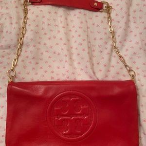 Tory Burch bombe reva clutch